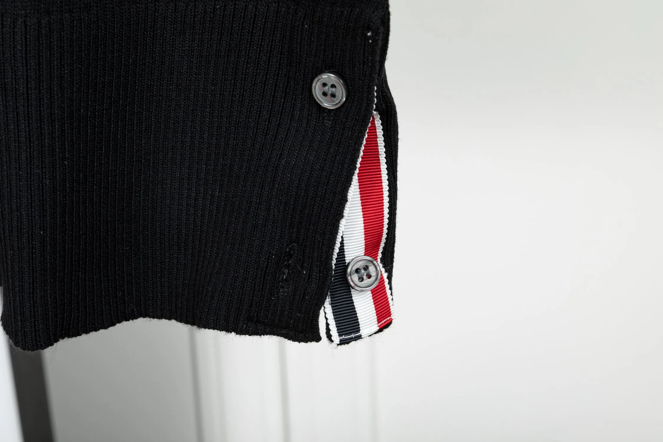 𝑻𝒉𝒐𝒎 𝑩𝒓𝒐𝒘𝒏𝒆 polo 𝑻𝒉𝒐𝒎 𝑩𝒓𝒐𝒘𝒏𝒆 . polo ZP ， ， ， Same Style Same Style TB + + ：Black White Gray ：0/1/2/3/4